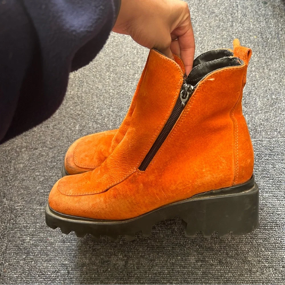 Orange suede mini platform boots, orange Bogner boots